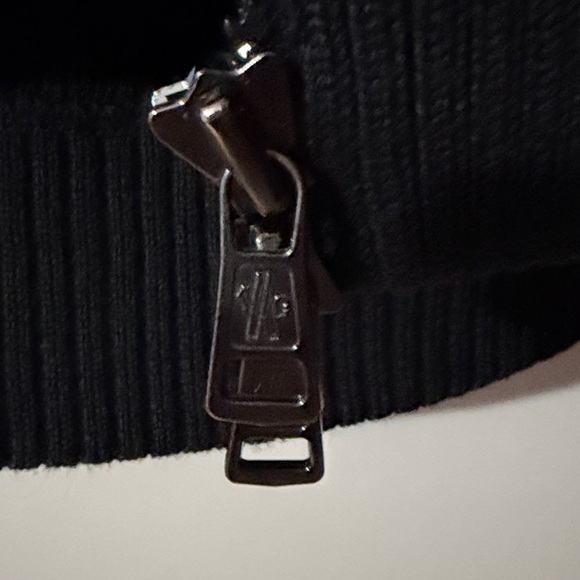 Moncler Men's Dark Puffer Jacket - Picture 4 of 4